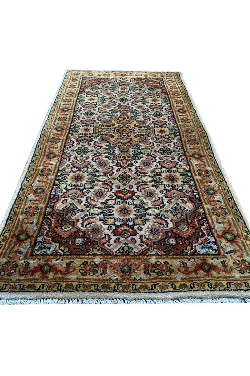 VINTAGE TAJ RUG 4.7 X 2.5 FT