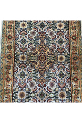 VINTAGE TAJ RUG 4.7 X 2.5 FT